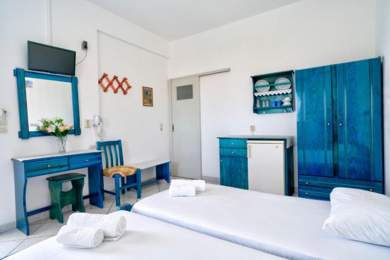 Hotel Panselinos à Anafi Extérieur photo