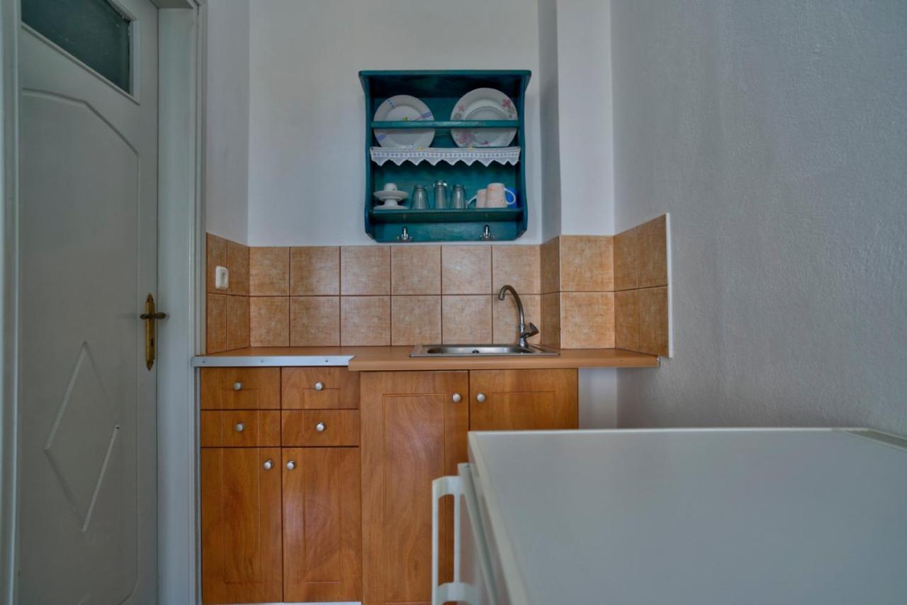 Hotel Panselinos à Anafi Extérieur photo