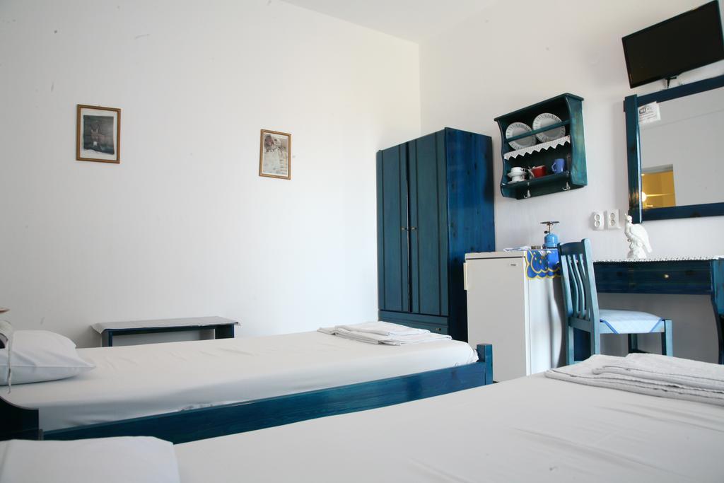 Hotel Panselinos à Anafi Extérieur photo