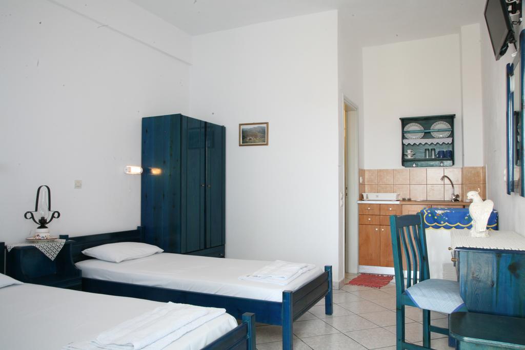 Hotel Panselinos à Anafi Extérieur photo