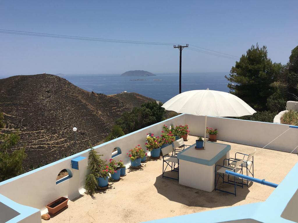 Hotel Panselinos à Anafi Extérieur photo
