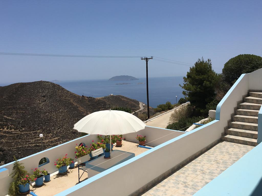 Hotel Panselinos à Anafi Extérieur photo